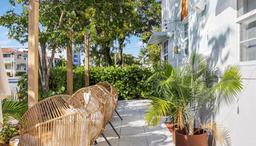 The Lemon Branch Hotel - Foto 5, sunbed