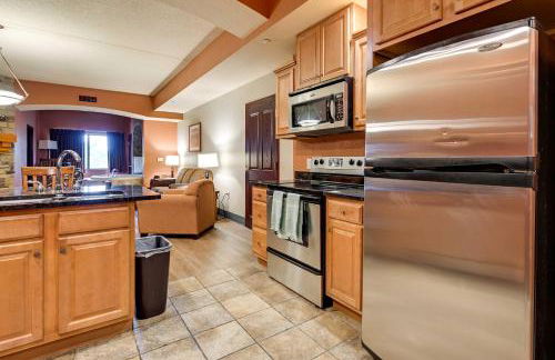 Wisconsin Dells Resort Condo with 2 Fireplaces - Foto 6