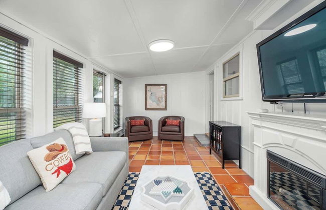 Pecan Retreat-half Mile to Main - Foto 19