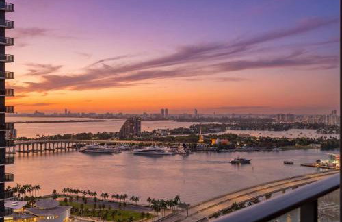 Brickell Bay View - Photo 26