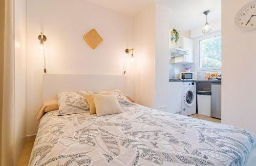 Les Muses - avec entrée autonome, clim neuve, jardin, parking privé & sa piscine ! - - Foto 9