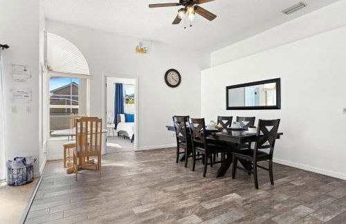 Amazing Pool Spacious 3BR House near Disney - Photo 12