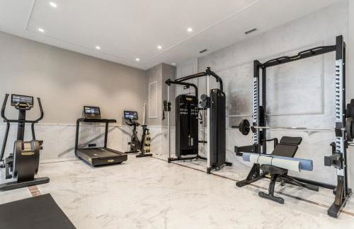 Lusciano - 2 bedrooms, pool and gym in Almagro - Photo 5