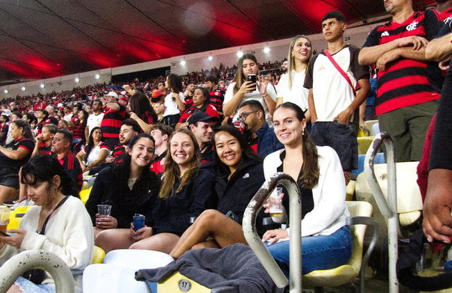 Watch football match at Maracanã with ticket, Guide and transfer - Photo 14