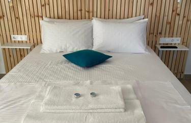 Angelos Studios - Photo 39