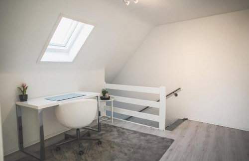 Maisonette Premium Apartment mit Dachterrasse für Business und Familie - Photo 25