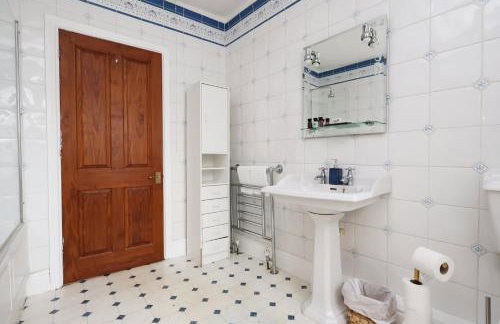 Spacious 3BR Flat in Cowbridge Centre - Foto 24