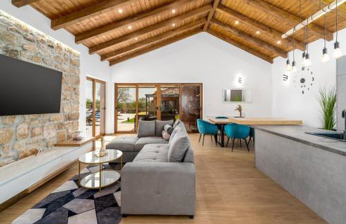 Promina luxury villa with 72sqm Heated Pool, Jacuzzi, Infrared Sauna, Tennis court, Media room - Foto 18