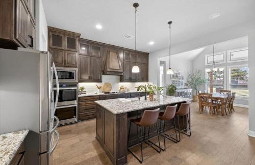 Midlothian Masterpiece with 5 Bedrooms - Foto 18