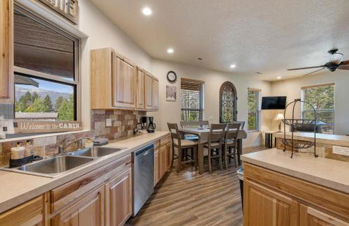 Bogie Bungalow - Walk to lake, bar & restaurant - Near golf course - AC - Fireplace - Pet Ok - Foto 7