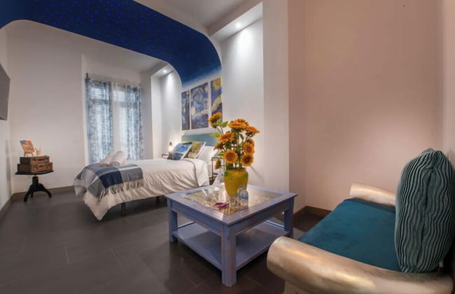 Molucano Themed Rooms - Photo 44