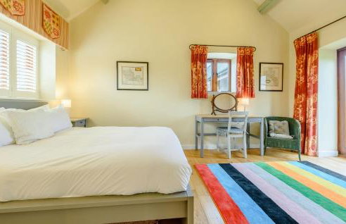 Coursehill Barn - Photo 10