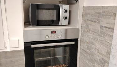 geräumige 4 Zimmer Wohnung mit Balkon - Foto 5