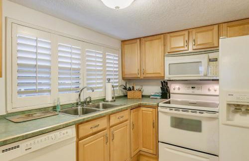 Welcome to Your Serene Waterfront Getaway! - Foto 9