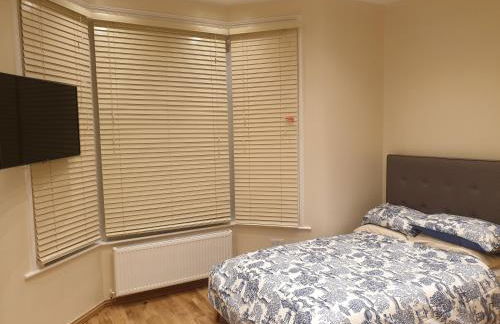 London Luxury Apartments 4 min walk from Ilford Station, with FREE PARKING FREE WIFI - Foto 29