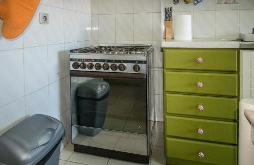 Enjoy Lisbon Cascais Sintra 1200 metres to metro blue line Sintra Rail line Free Parking - Photo 63