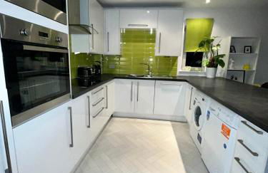 Glas Go Executive 2-Bedroom Apartment near OVO Hydro Free Parking - Foto 35