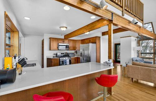 Amazing Views Hot Tub Deck FirePit & Game Room - Foto 28