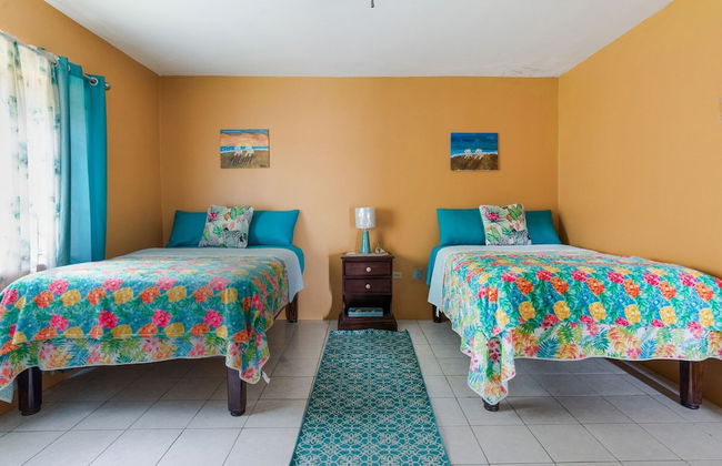 YanceyLargo-6BR Two-Story Estate w/Mountain Views by RedAwning - Foto 6