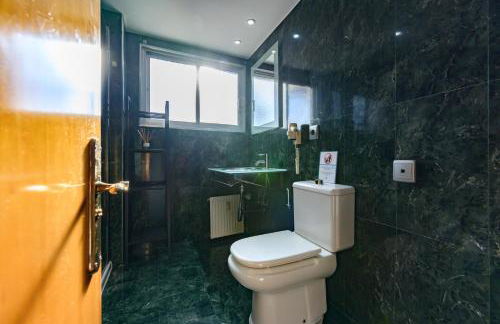 MLE16A2320 - Amplio piso 1 dormitorio en Chamartín - Alquiler temporal - Photo 29