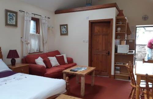 Beautiful 1-bed Cottage in Trellech - Photo 24