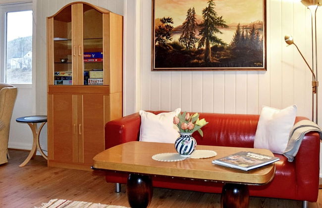 8 Person Holiday Home in Revsnes - Foto 14