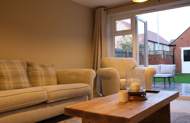 Bicester Villa - 6 Bed - Sleeps 14 - Foto 17