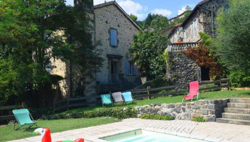 Holiday Home in Ardèche with Pool & Garden - Photo 1