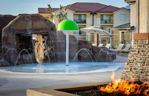 Zion Village Resort 2053 Brand New Home!! Private Pool, Hot Tub, and 35mins from Zion National Park - Foto 78