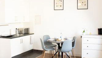 Business Central Apartment Wiesbaden - Foto 2