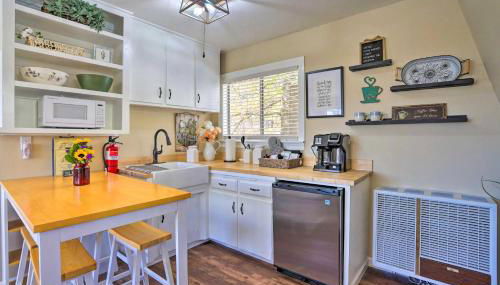 Lake Arrowhead Studio Near Hiking with Hot Tub - Foto 4