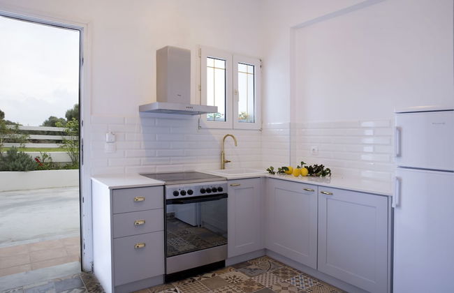 Maggana Residence - Photo 13