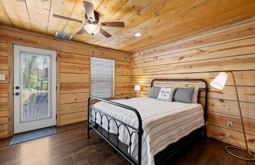 Impressive Cabin Surrounded by Trees in Nashoba, Oklahoma - Foto 4