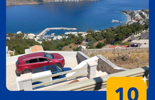 Climbers' Nest 'with sea and rock views and private pool' - Photo 1