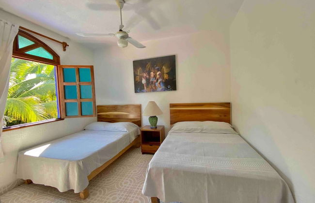 Villa Palomas A Unos Pasos De Playa La Ropa - Foto 10