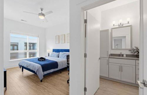 Skyline Retreat - Free Parking, Pool, Balcony - Foto 42