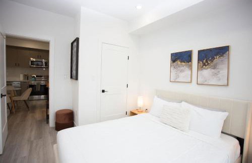 It's a Corner unit with cool City Skyline views! - Foto 9