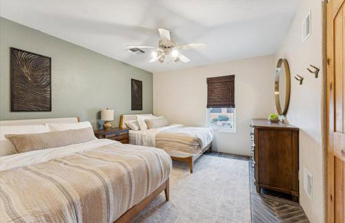 Dutchman Copper Ranch - Rooftop patio, Heated pool, Mtn Views, Waterslide - Foto 63