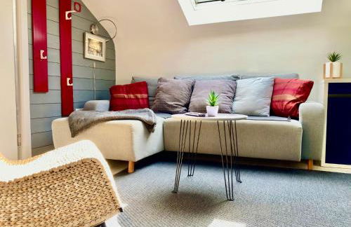 Living at Saarpartments - AdultsOnly - Business & Holiday Homes with Kitchen for Long- and Short Term stay, 3 min to St Johanner Markt and Points of Interest - Foto 2