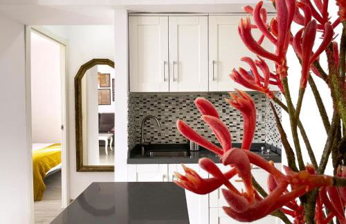 Warm Light of Albayzin - Free Parking 15 min away - Foto 7