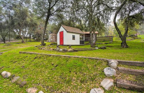 Family Home Near Kings and Sequoia National Parks! - Photo 27