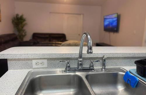 Room 4 - Cozy Queen (Shared Bathroom) - Foto 21