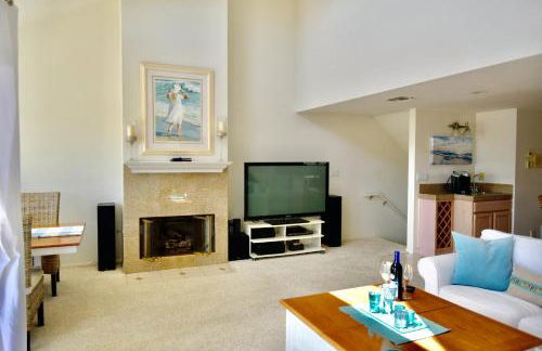 Luxury, Beach House, and quiet neighborhood - Foto 18