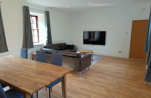 RnB - Rural n Beautiful - The Spacious Coach House - Photo 25