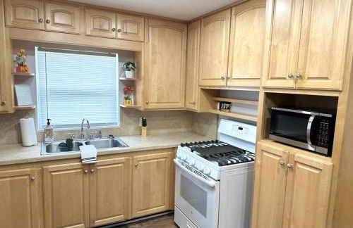 Large 3Bedrooms 1 Bath Near DownTown Dining - Foto 17