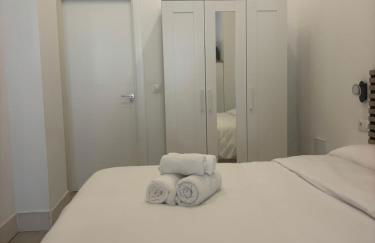 ESTUPENDO PISO a 3 min ESTACIÒN DE TREN MARIA ZAMBRANO Y BUS - Photo 28