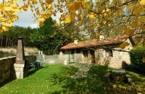 Casa Rurales Cimera y Brincalobitos - Photo 13