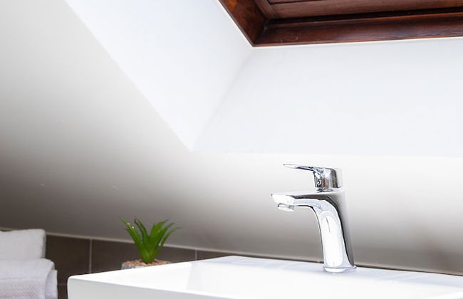 Newly Refurbished Loft Near City Center - Foto 6