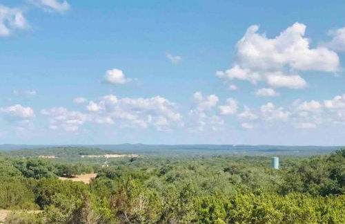 The Roost Farmhaus on 20 acres, hill country view, firepit, swimming hole - Photo 17