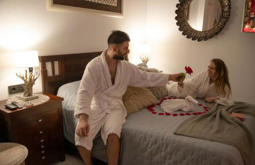 APARTAMENTO ESTRELLA SAUNA SPa JACUZZI - Photo 46